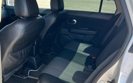 Nissan Tiida, 2011 год, 750 000 рублей, 6 фотография
