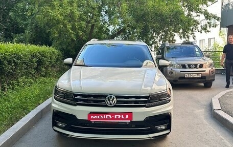 Volkswagen Tiguan II, 2018 год, 2 950 000 рублей, 2 фотография