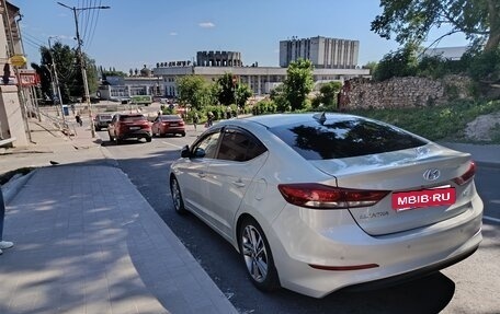Hyundai Elantra VI рестайлинг, 2018 год, 1 720 000 рублей, 6 фотография