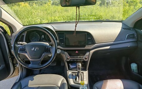 Hyundai Elantra VI рестайлинг, 2018 год, 1 720 000 рублей, 16 фотография