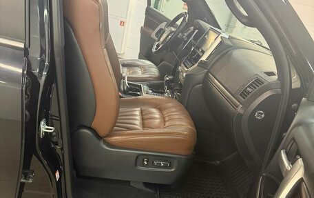 Toyota Land Cruiser 200, 2018 год, 8 000 000 рублей, 4 фотография