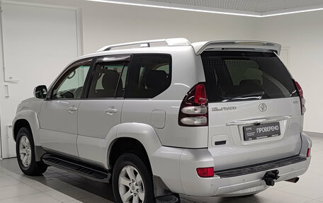 Toyota Land Cruiser Prado 120 рестайлинг, 2003 год, 1 808 000 рублей, 8 фотография