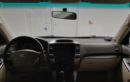 Toyota Land Cruiser Prado 120 рестайлинг, 2003 год, 1 808 000 рублей, 17 фотография