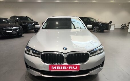 BMW 5 серия, 2021 год, 4 530 000 рублей, 2 фотография