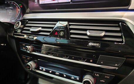 BMW 5 серия, 2021 год, 4 530 000 рублей, 25 фотография
