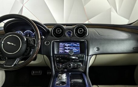 Jaguar XJ IV (X351), 2013 год, 1 925 000 рублей, 14 фотография
