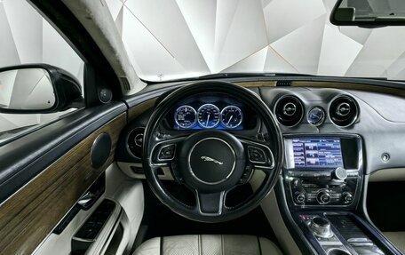 Jaguar XJ IV (X351), 2013 год, 1 925 000 рублей, 19 фотография