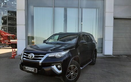 Toyota Fortuner II, 2017 год, 2 820 000 рублей, 2 фотография