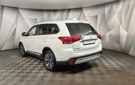 Mitsubishi Outlander III рестайлинг 3, 2021 год, 2 321 000 рублей, 4 фотография