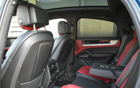 Porsche Cayenne III, 2024 год, 14 990 000 рублей, 13 фотография