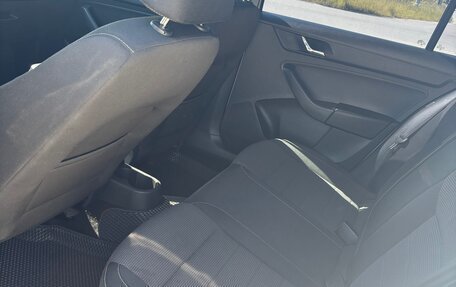 Skoda Rapid I, 2014 год, 850 000 рублей, 6 фотография