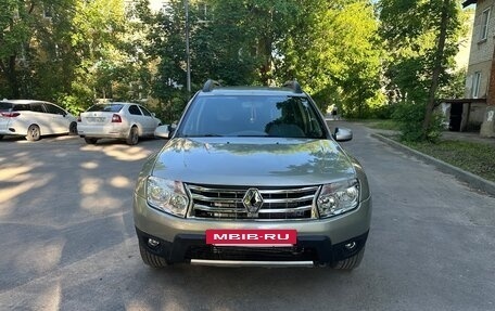 Renault Duster I рестайлинг, 2014 год, 850 000 рублей, 2 фотография