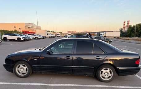 Mercedes-Benz E-Класс, 1998 год, 250 000 рублей, 2 фотография