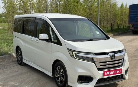 Honda Stepwgn IV, 2020 год, 2 600 000 рублей, 1 фотография