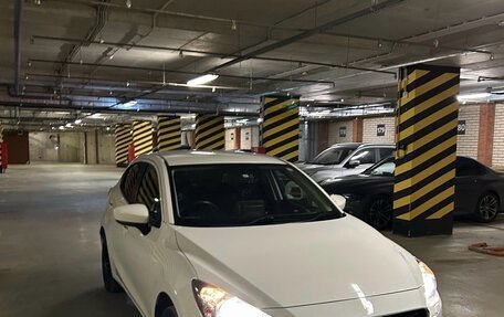 Mazda Demio IV, 2017 год, 1 050 000 рублей, 2 фотография
