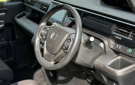 Honda Stepwgn IV, 2020 год, 2 600 000 рублей, 21 фотография