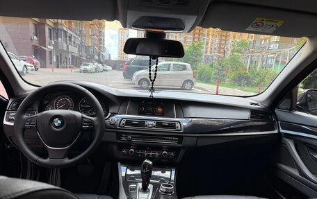 BMW 5 серия, 2016 год, 1 950 000 рублей, 16 фотография
