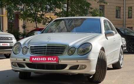 Mercedes-Benz E-Класс, 2004 год, 590 000 рублей, 2 фотография