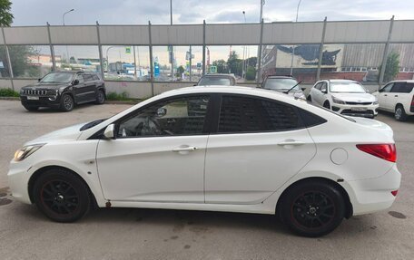 Hyundai Solaris II рестайлинг, 2011 год, 550 000 рублей, 9 фотография