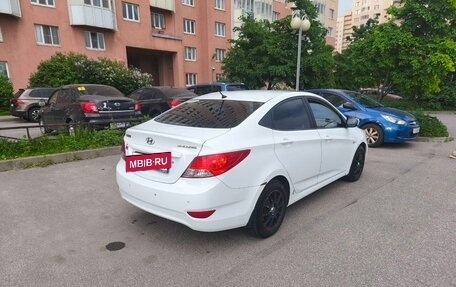Hyundai Solaris II рестайлинг, 2011 год, 550 000 рублей, 6 фотография