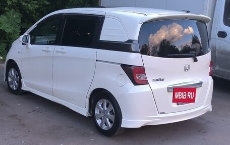 Honda Freed I, 2011 год, 1 070 000 рублей, 10 фотография