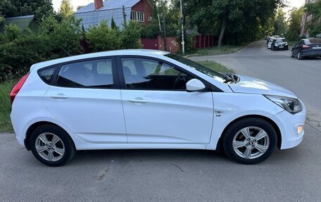 Hyundai Solaris II рестайлинг, 2014 год, 790 000 рублей, 3 фотография