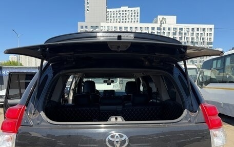 Toyota Land Cruiser Prado 150 рестайлинг 2, 2010 год, 2 650 000 рублей, 6 фотография