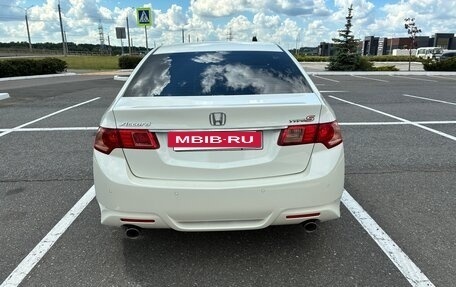 Honda Accord VIII рестайлинг, 2011 год, 1 400 000 рублей, 4 фотография