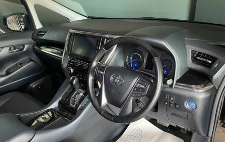 Toyota Alphard III, 2018 год, 5 999 000 рублей, 6 фотография