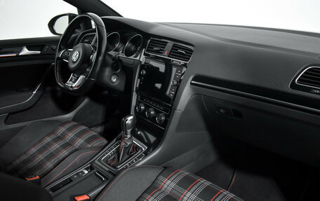 Volkswagen Golf GTI VII, 2015 год, 2 150 000 рублей, 14 фотография