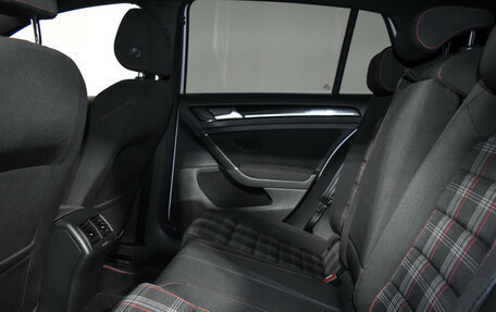 Volkswagen Golf GTI VII, 2015 год, 2 150 000 рублей, 13 фотография