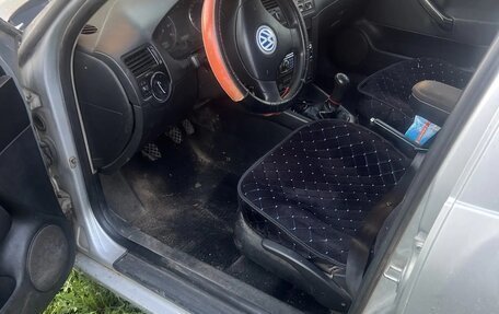Volkswagen Bora, 2001 год, 220 000 рублей, 6 фотография