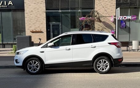 Ford Kuga III, 2018 год, 2 200 000 рублей, 3 фотография