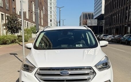 Ford Kuga III, 2018 год, 2 200 000 рублей, 2 фотография