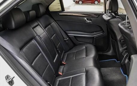 Mercedes-Benz E-Класс, 2010 год, 1 199 000 рублей, 10 фотография
