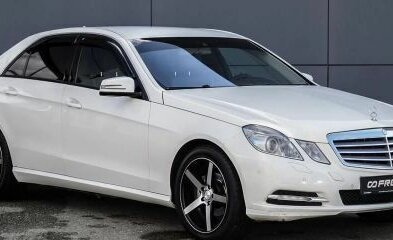 Mercedes-Benz E-Класс, 2010 год, 1 199 000 рублей, 11 фотография