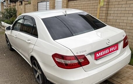 Mercedes-Benz E-Класс, 2010 год, 1 199 000 рублей, 4 фотография