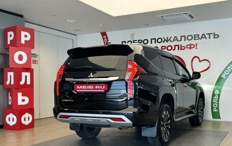 Mitsubishi Montero Sport, 2023 год, 4 250 000 рублей, 4 фотография