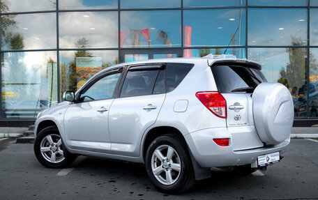 Toyota RAV4, 2006 год, 1 099 000 рублей, 6 фотография
