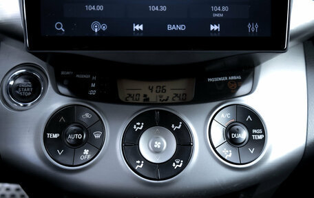 Toyota RAV4, 2006 год, 1 099 000 рублей, 23 фотография