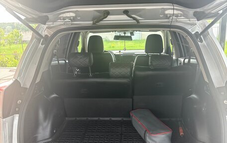 Toyota RAV4, 2015 год, 2 300 000 рублей, 2 фотография