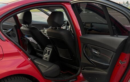BMW 3 серия, 2014 год, 1 650 000 рублей, 19 фотография