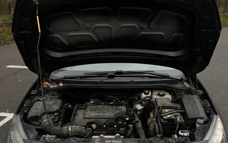 Opel Astra J, 2011 год, 700 000 рублей, 9 фотография