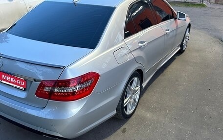 Mercedes-Benz E-Класс, 2010 год, 1 800 000 рублей, 7 фотография