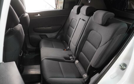 KIA Sportage IV рестайлинг, 2022 год, 2 599 000 рублей, 9 фотография