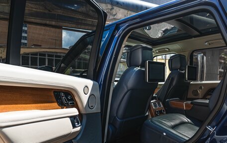 Land Rover Range Rover IV рестайлинг, 2019 год, 7 990 000 рублей, 14 фотография