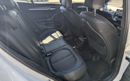 BMW X2, 2018 год, 2 560 000 рублей, 15 фотография