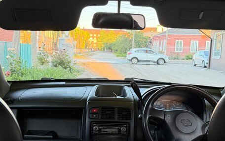 Nissan Cube II, 2000 год, 450 000 рублей, 12 фотография
