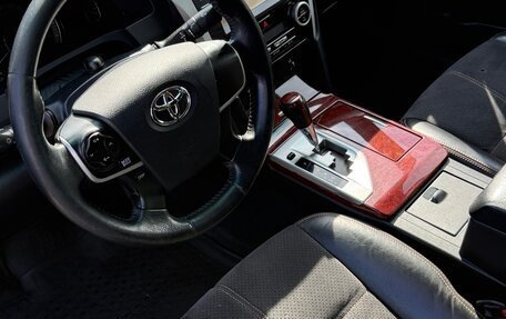 Toyota Camry, 2012 год, 1 400 000 рублей, 4 фотография