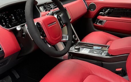 Land Rover Range Rover IV рестайлинг, 2018 год, 7 600 000 рублей, 9 фотография